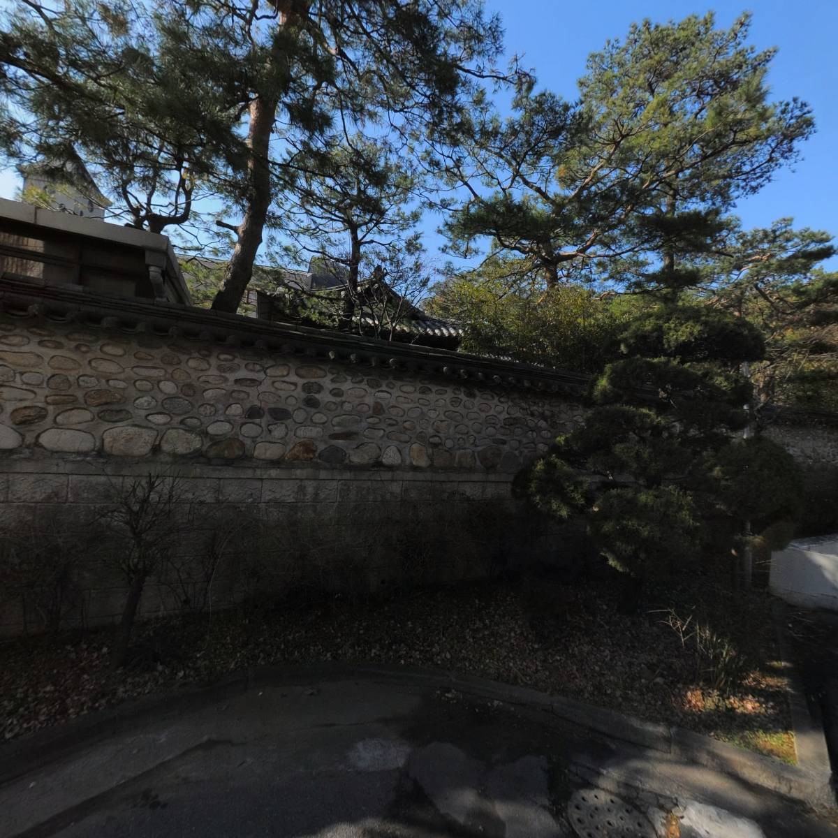 필경재