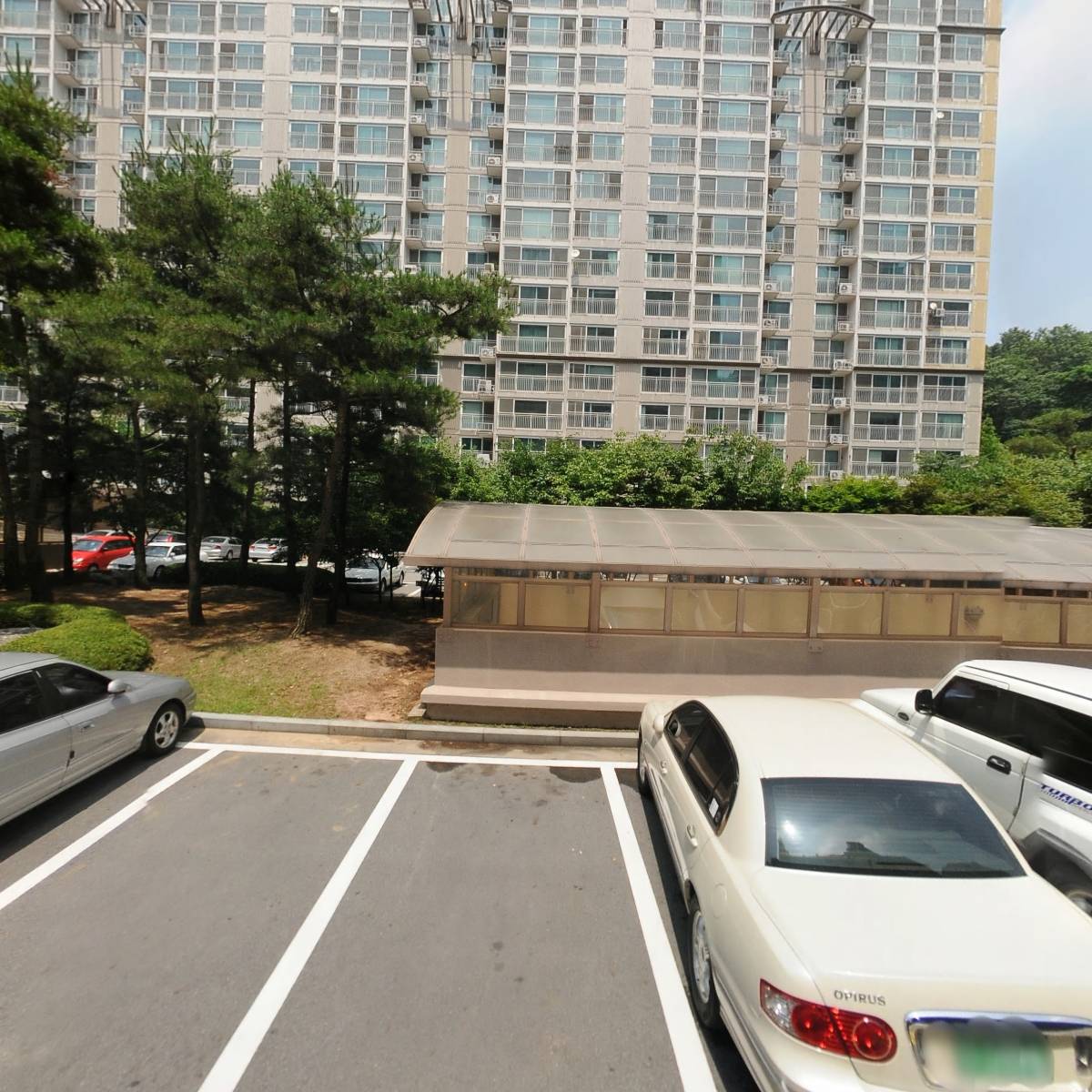 더풋샵 성복역점