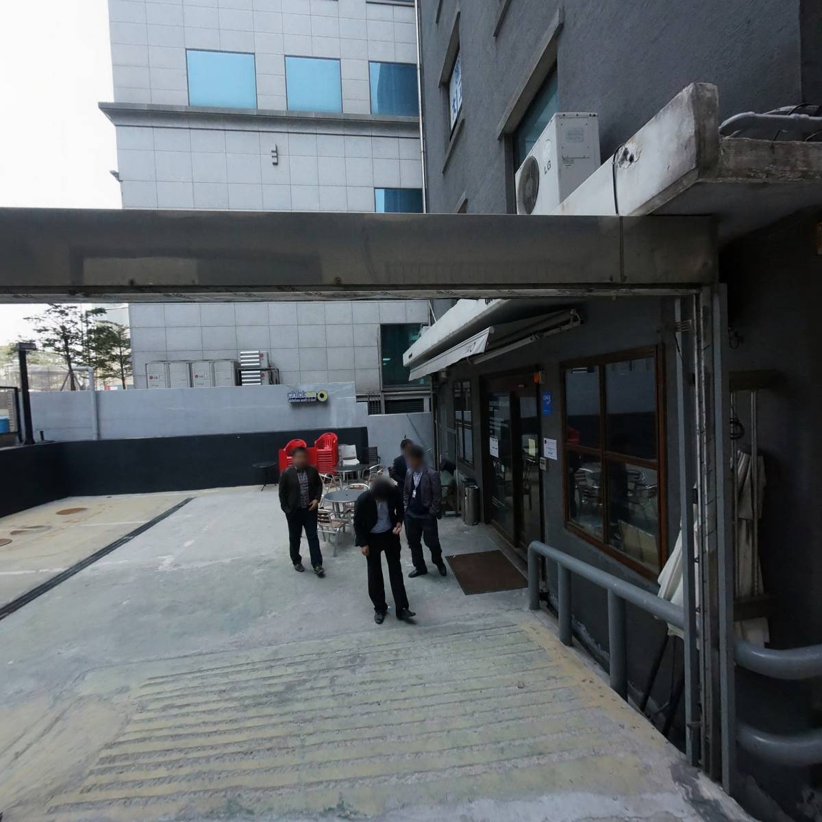 콤플렉스 소사이어티_3