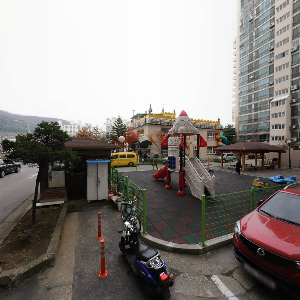 라움블라인드
