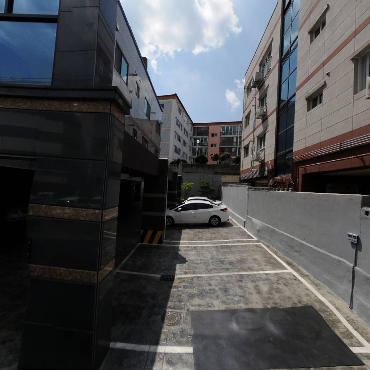 명동왕족