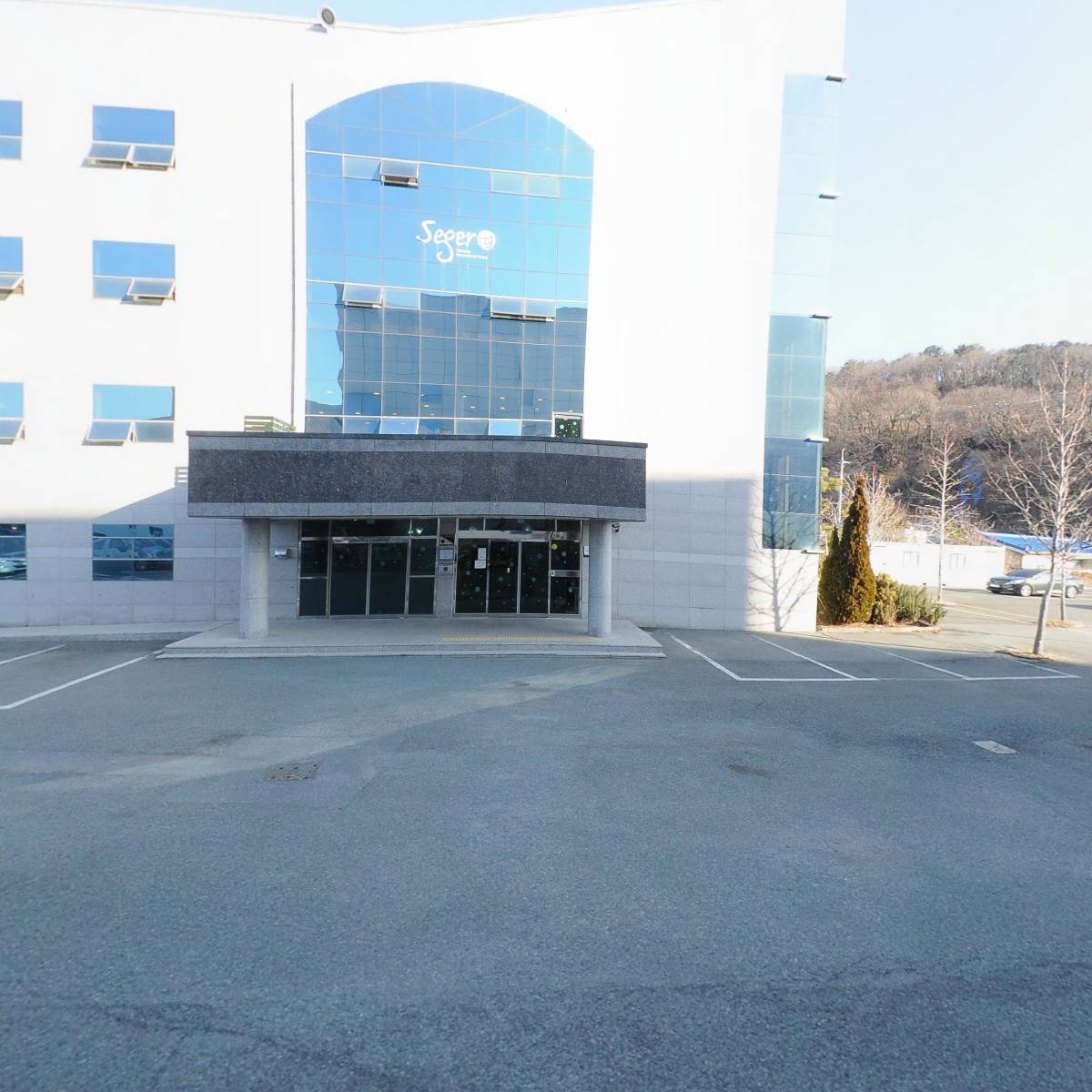 세계로국제어학원