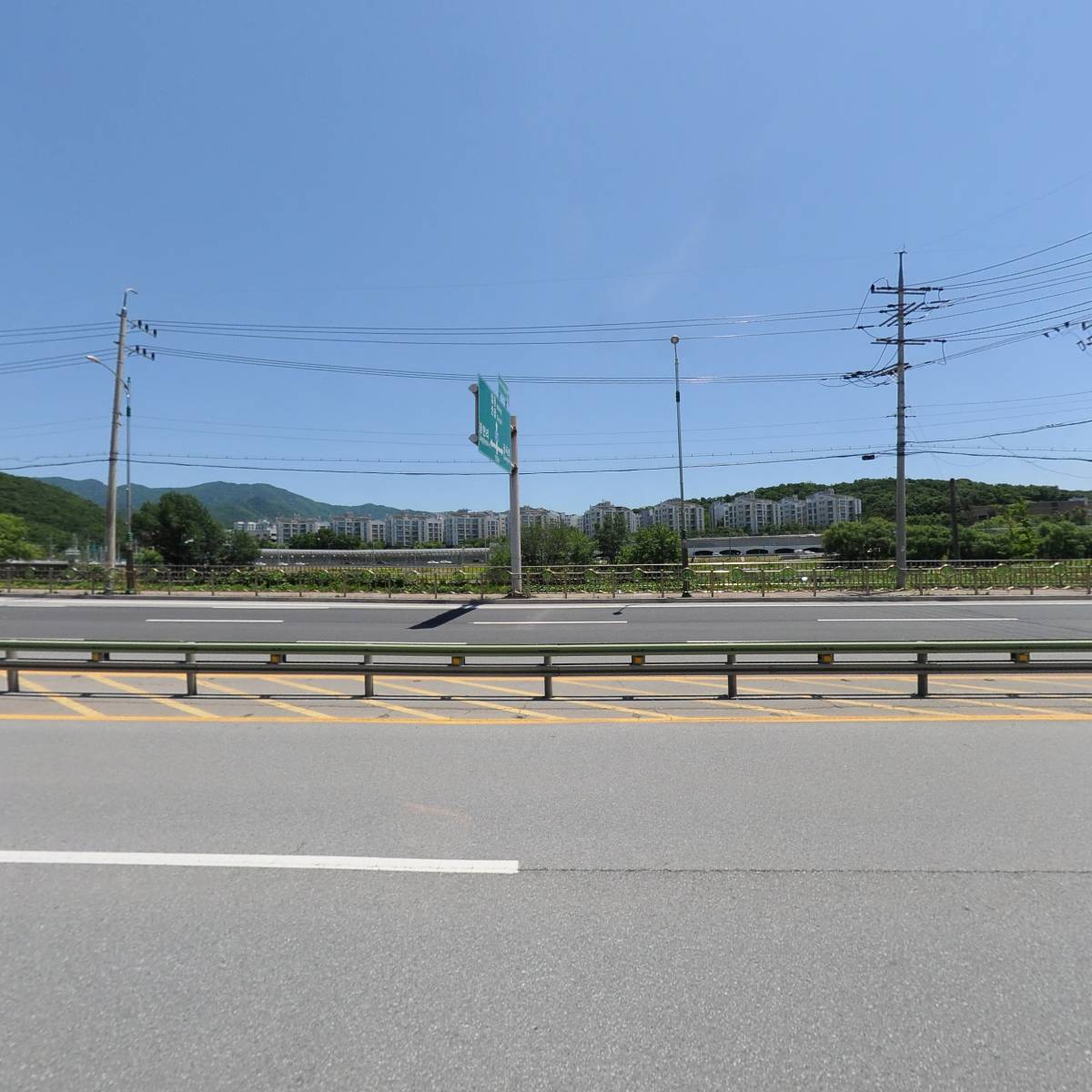 한국맥도날드(유)진접DT점_3