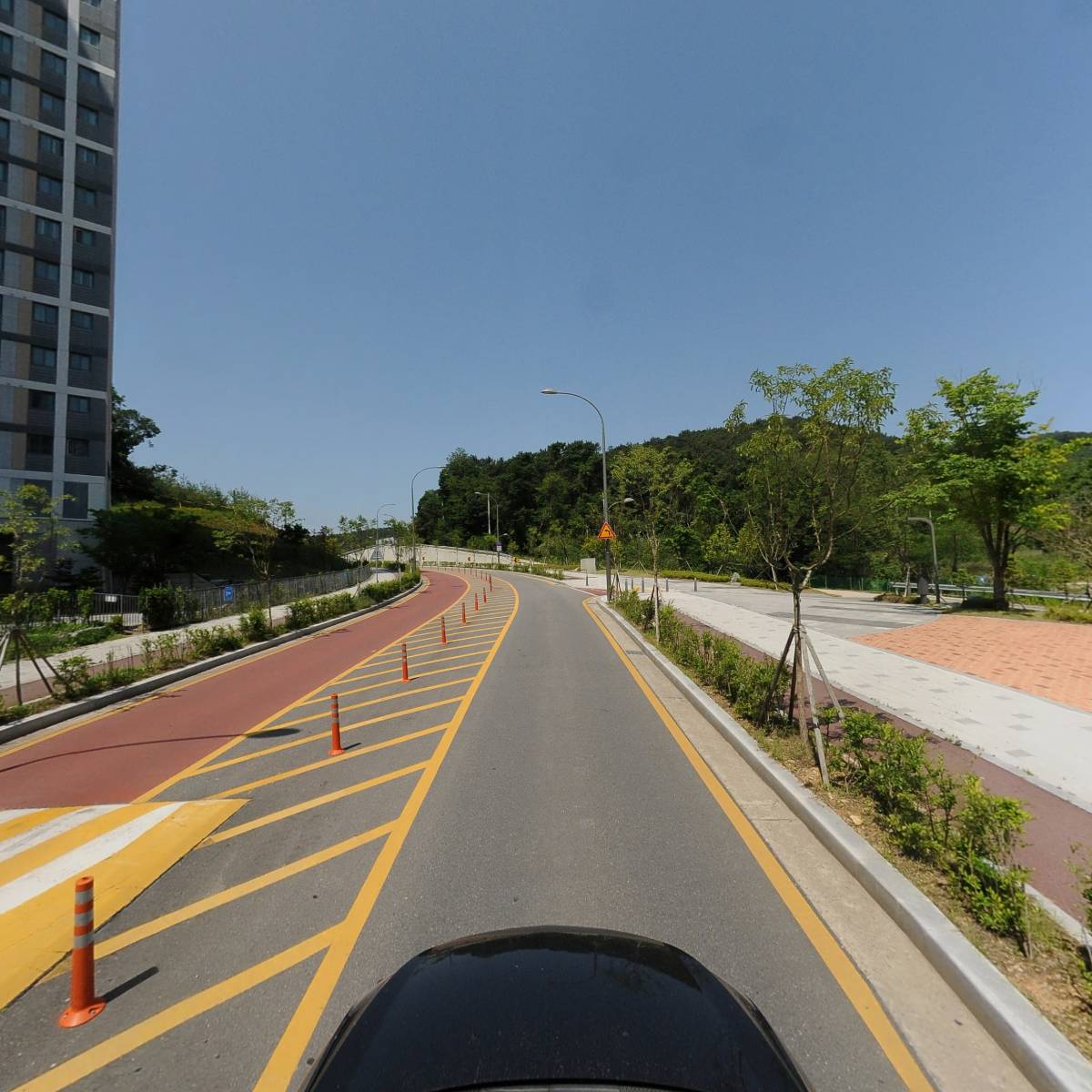 더 로블 (THE ROBLE)_4