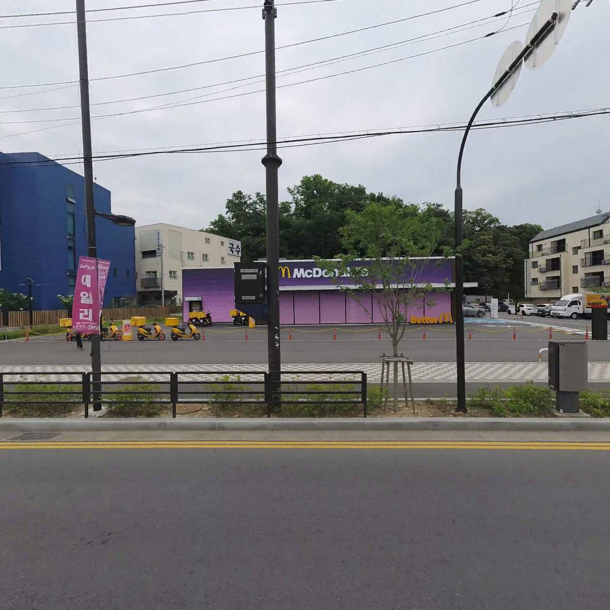 한국맥도날드유한회사고양삼송DT점