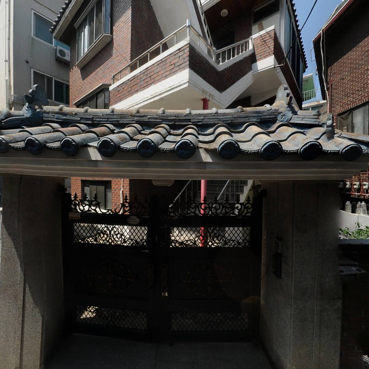 라이블리_3