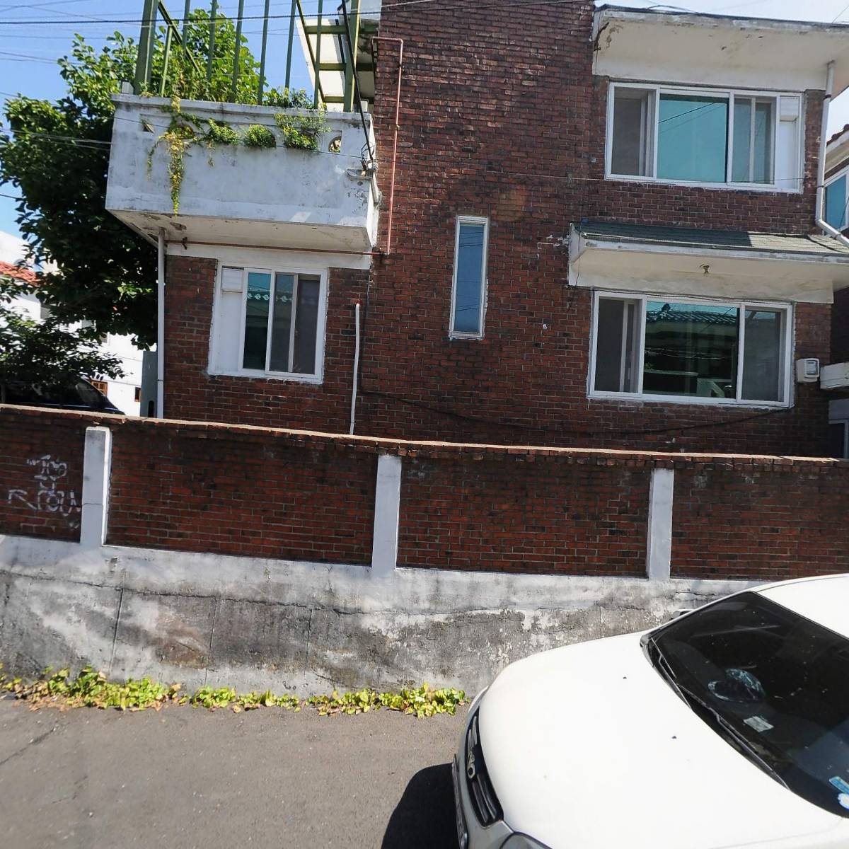 J. I International (제이아이인터내셔널)_3