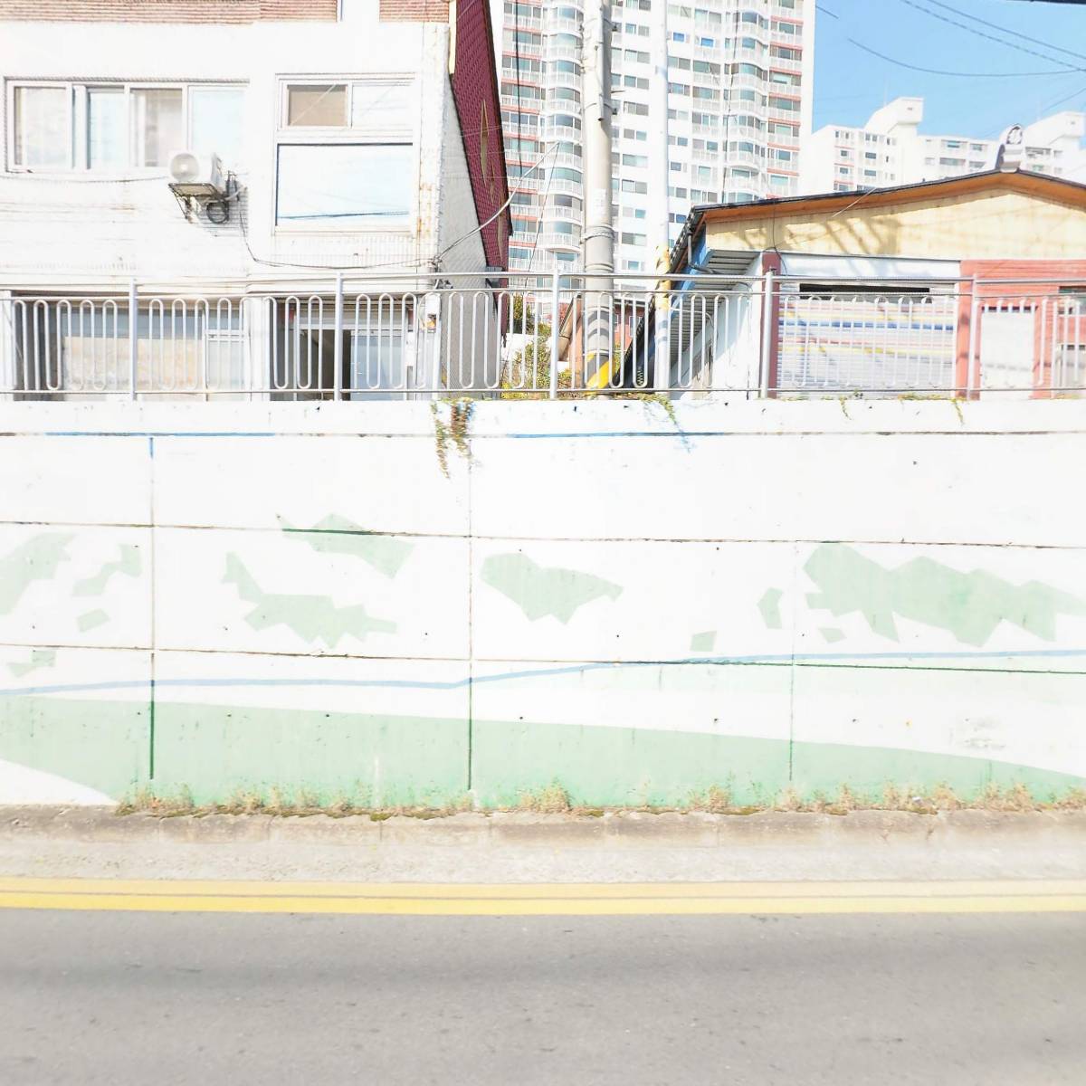 견물화식