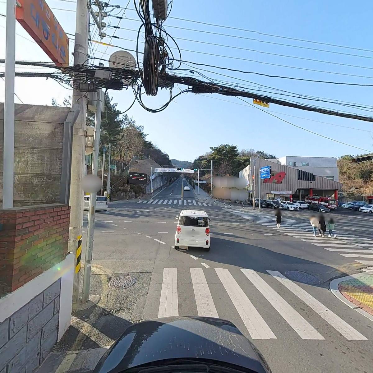 컴포즈커피마산창신대점_4
