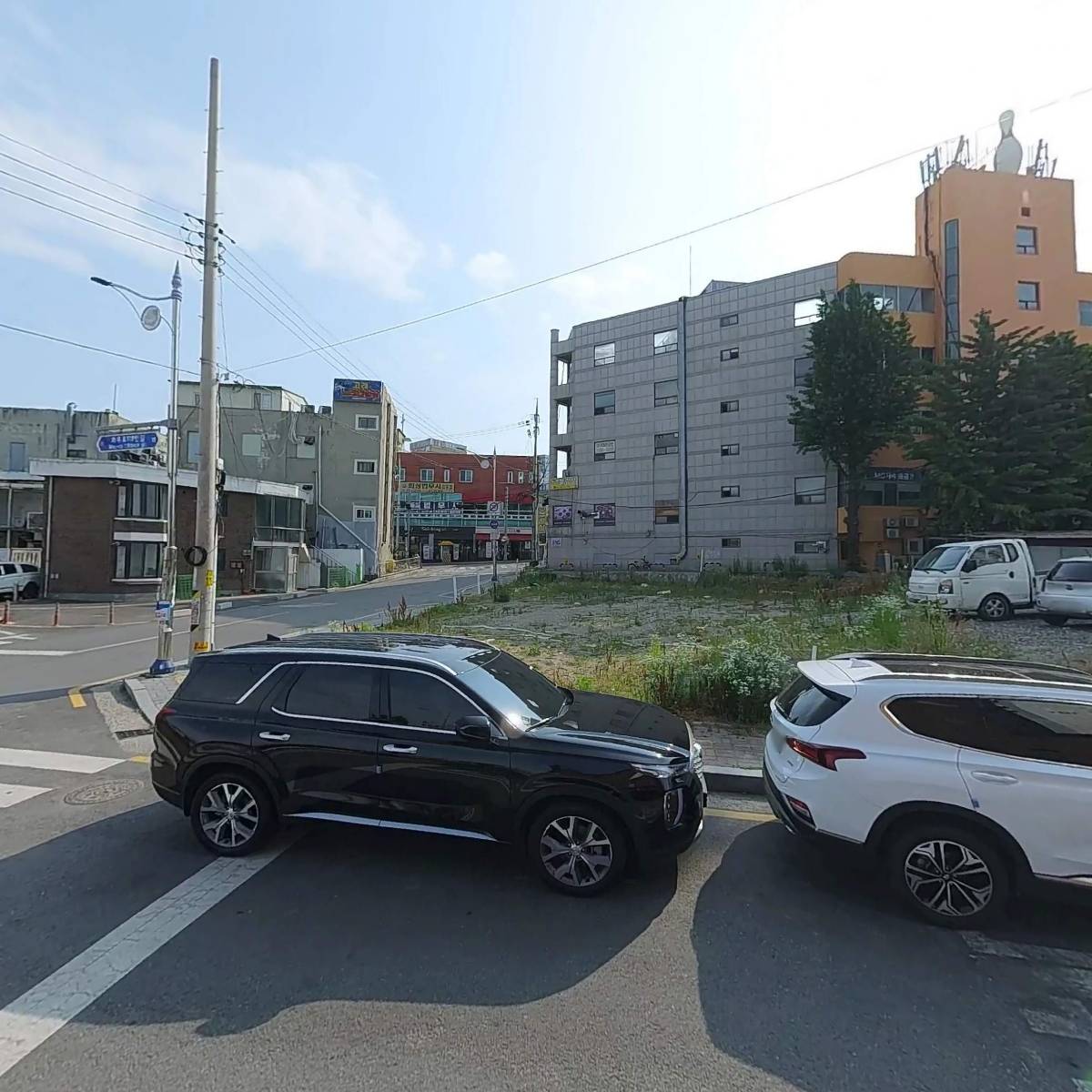 (주) 와이리테일