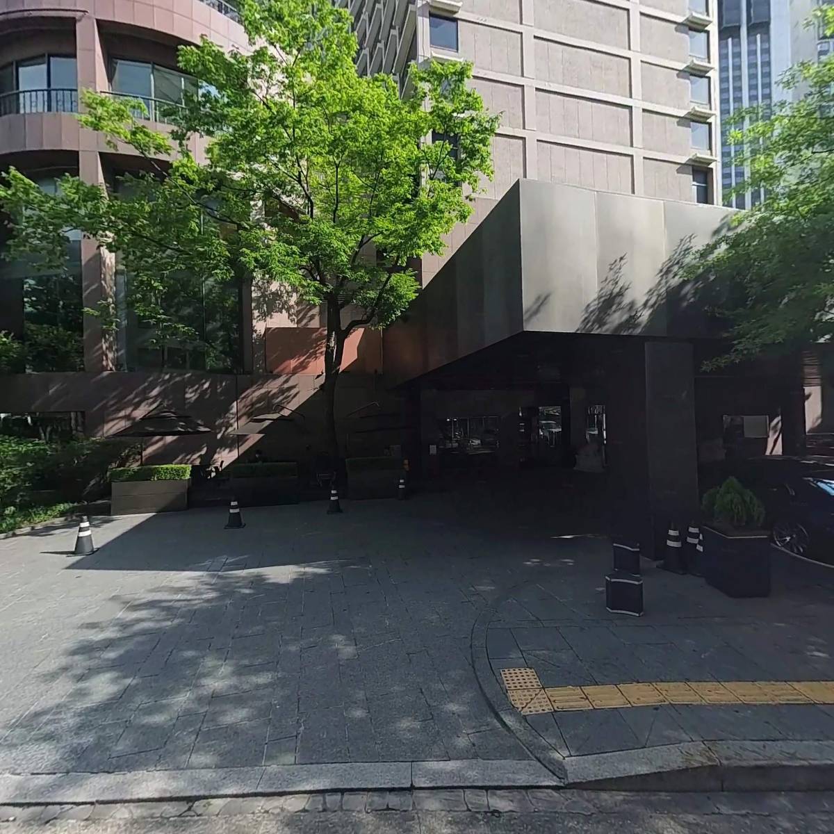 주식회사 껍질