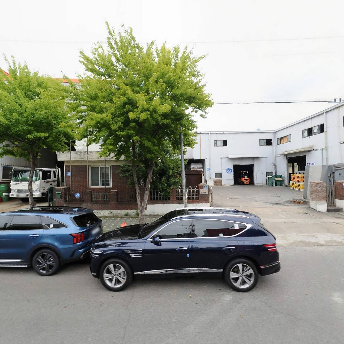 와이에스티 (주)