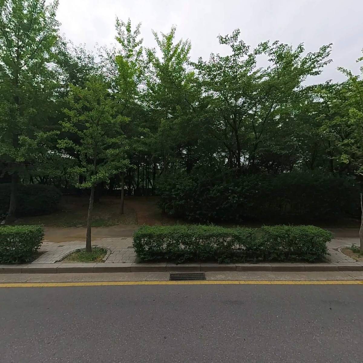 아이디퀀티크 유한회사