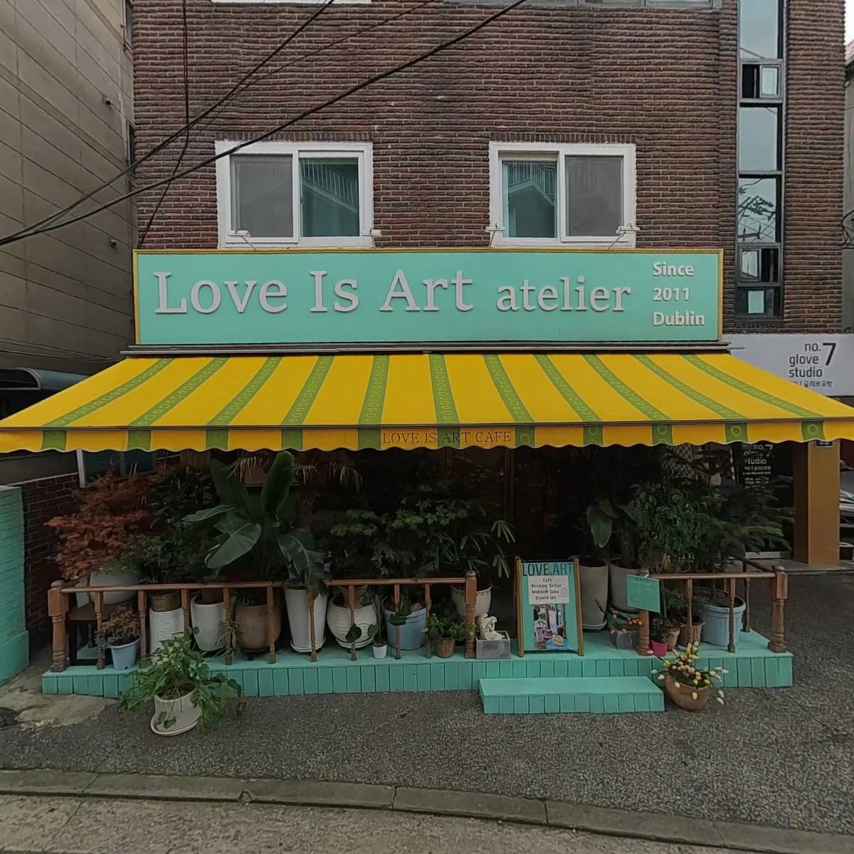 러브 이즈 아트 아틀리에(Love Is Art atelier)_3