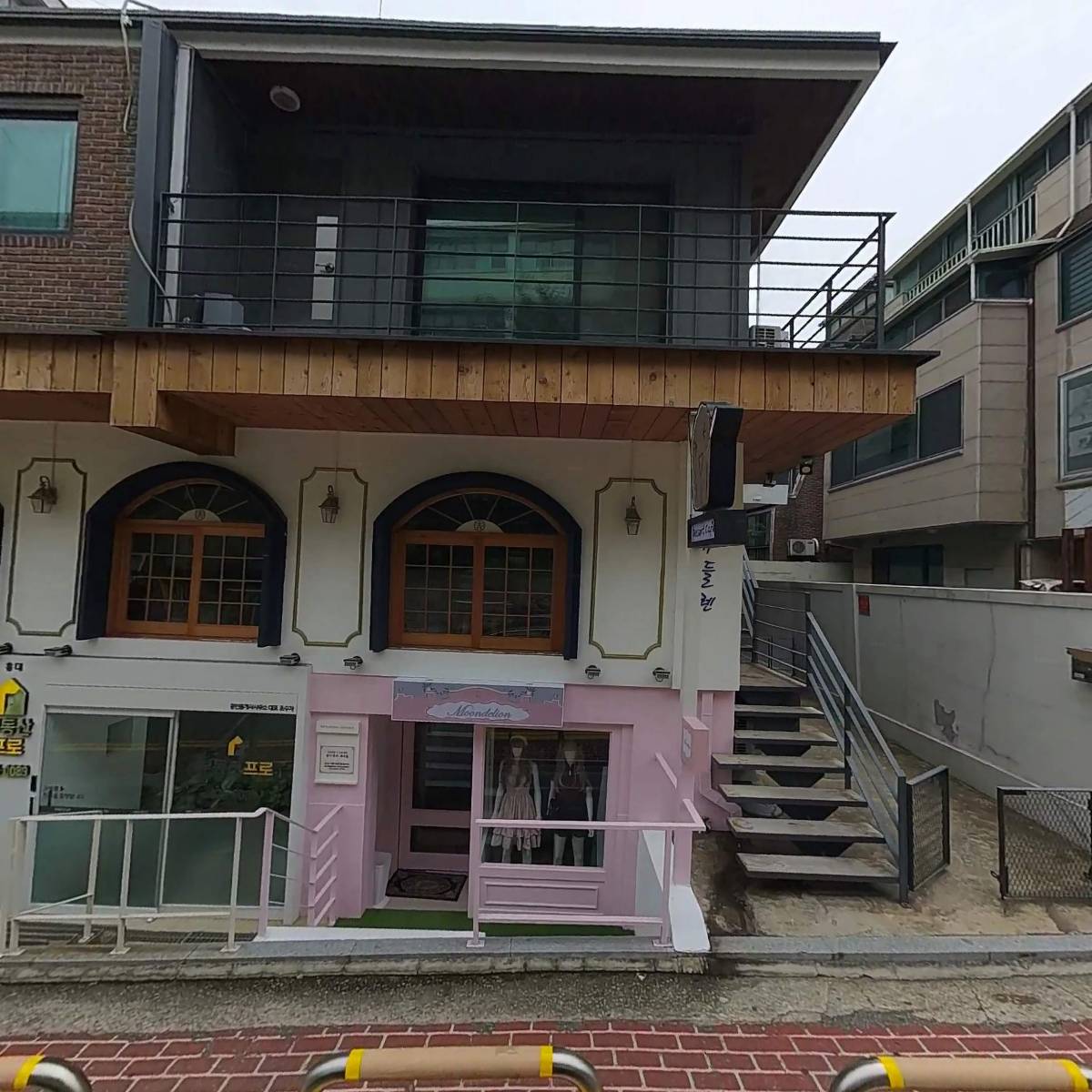 무브먼트(MOVEMENT)