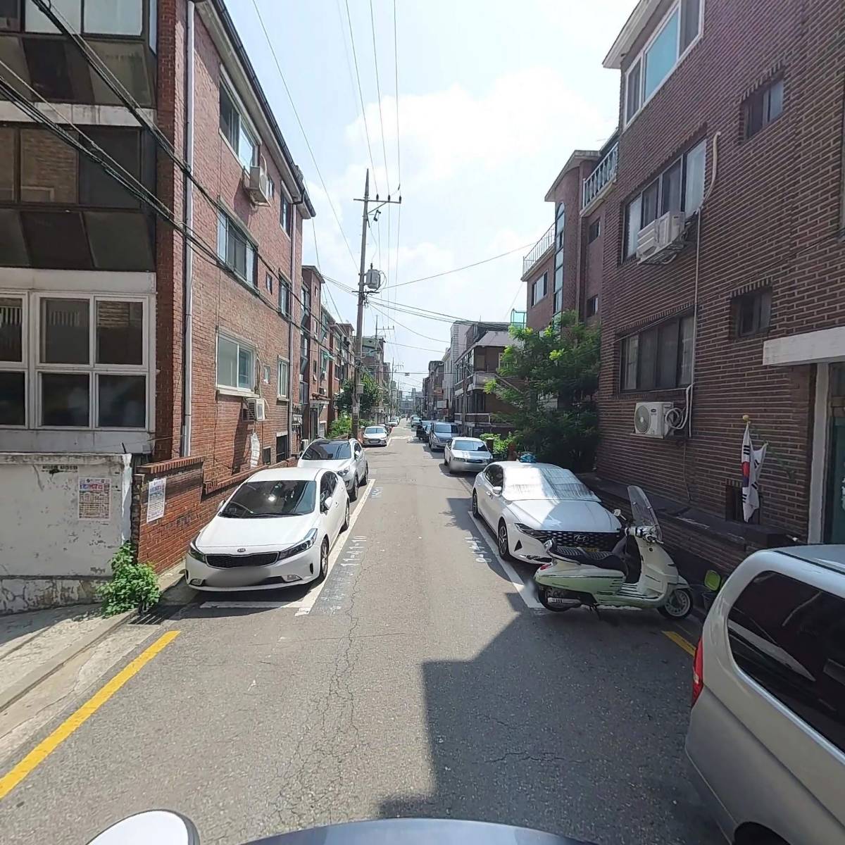 어스이즈라운드_2