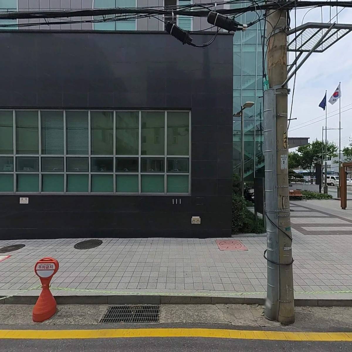 (주) 세종에프엔비(카페보다) 지점