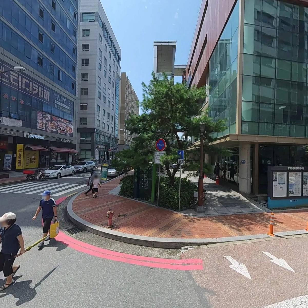 메가엠지씨커피강일리버파크점_3