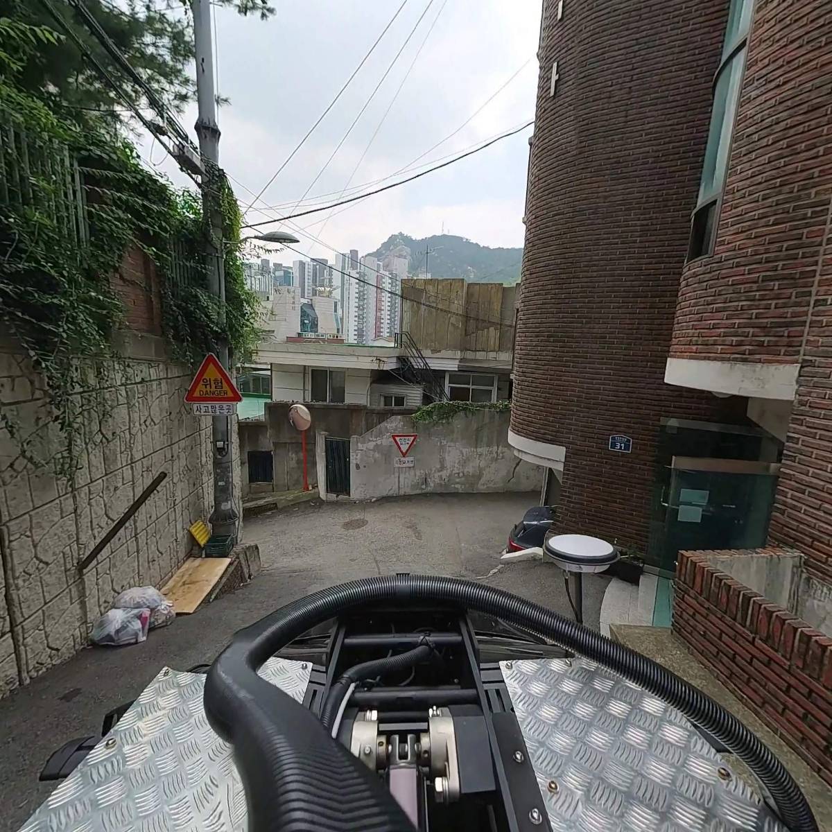 몬스터하우스_4