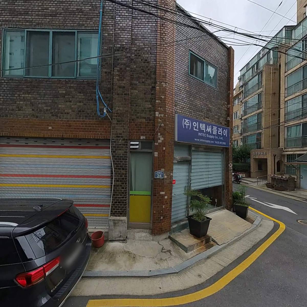 바이 비 784(by B 784)