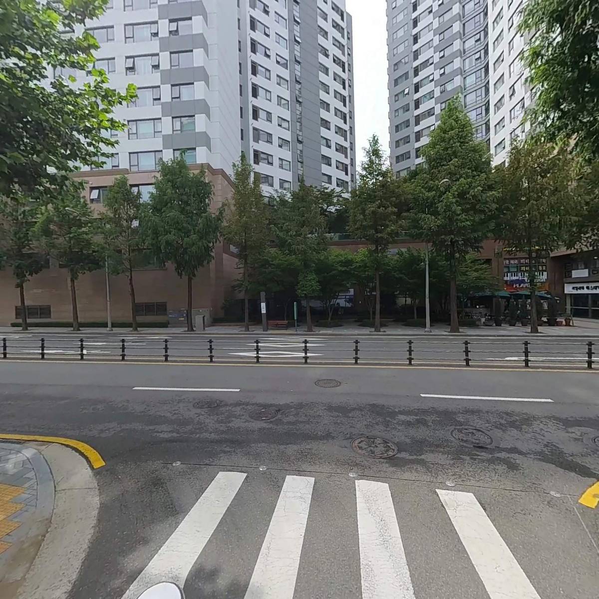 (주)더클로젯_2