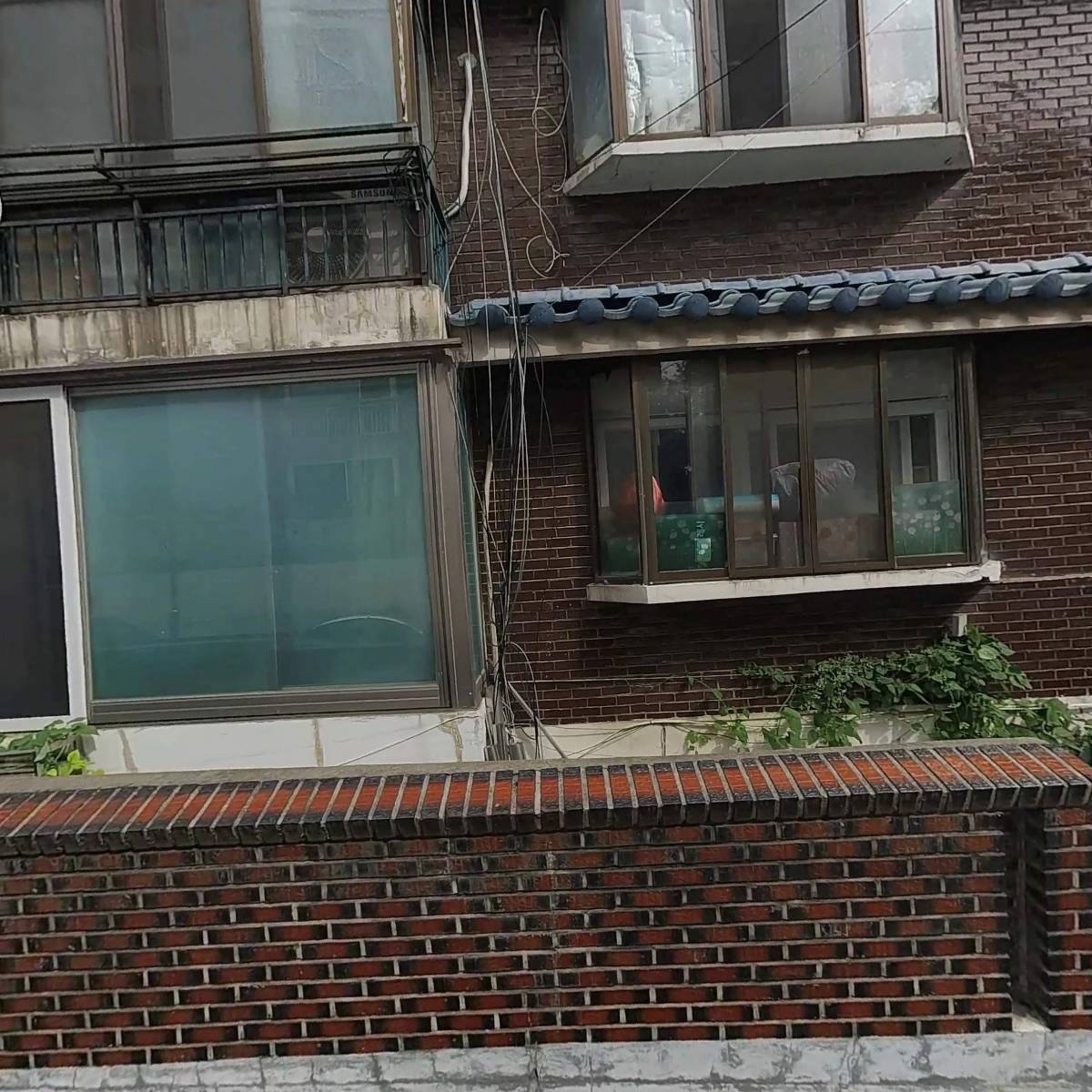 리얼비즈
