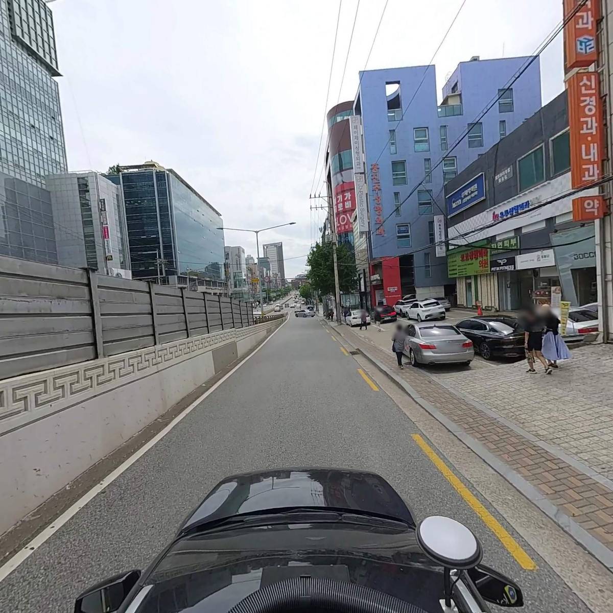 압구정공룡치과의원_4