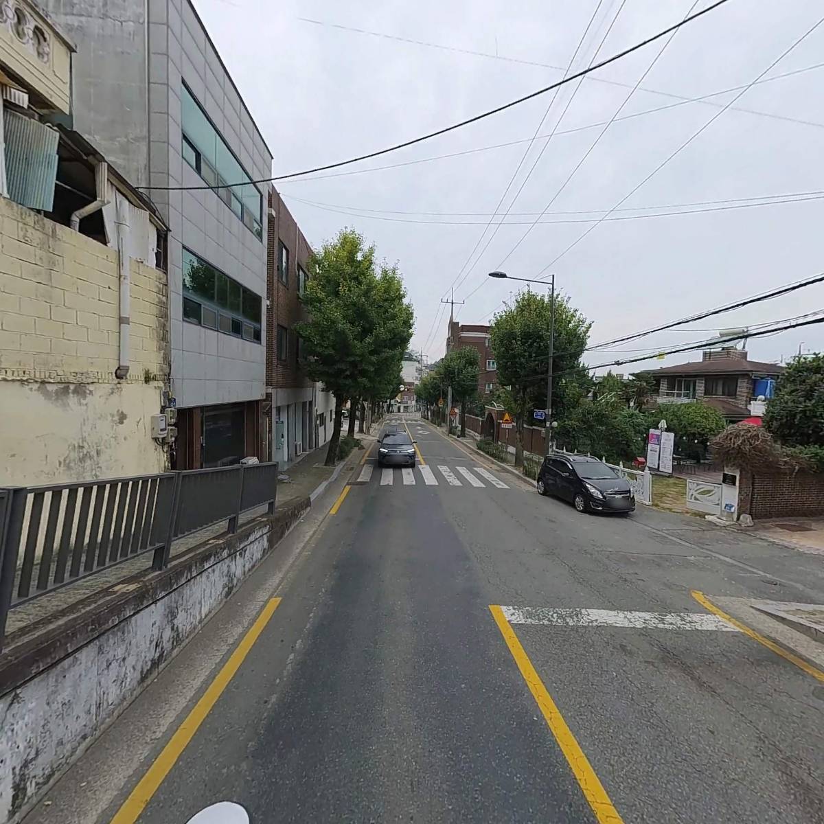 모어댄유_2