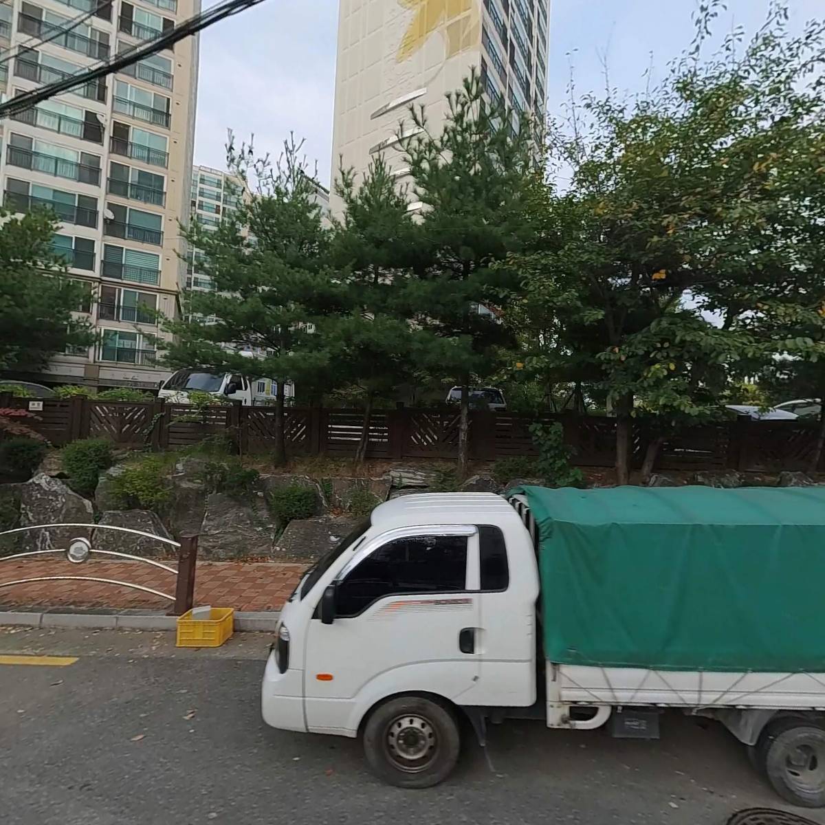 (주)나인식스