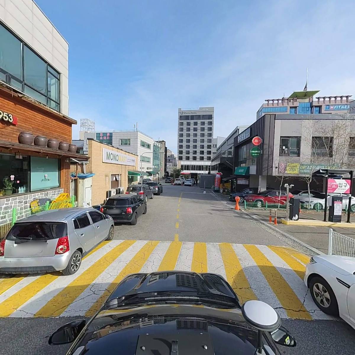 (주)항아리보쌈돌돌이김치본점_4