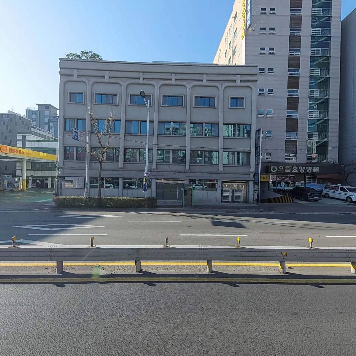 한국맥도날드（유）부산온천SK DT점_3