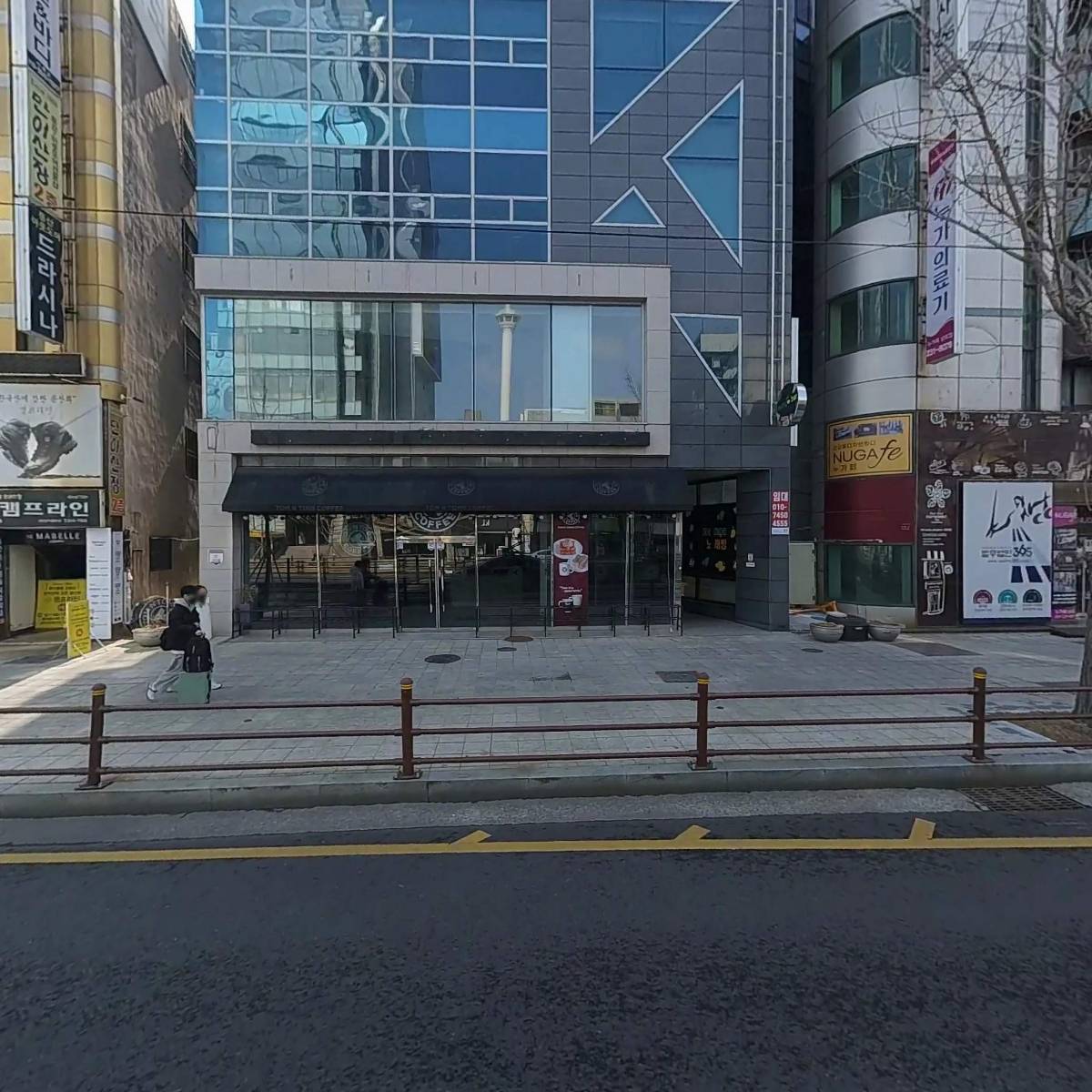 탐앤탐스남포점