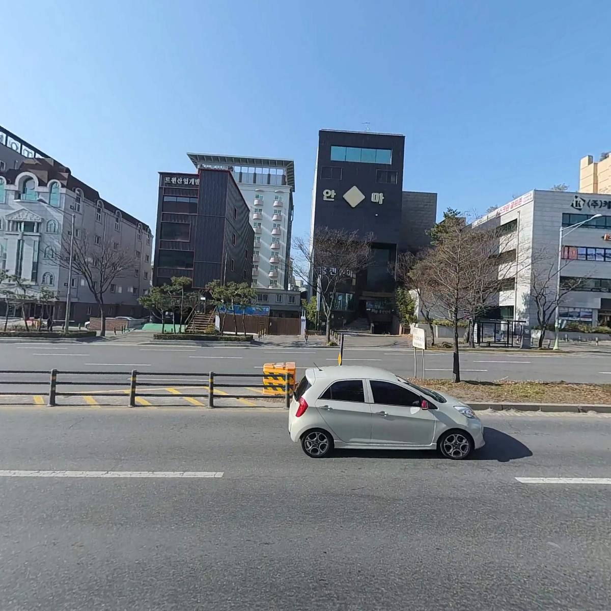 씨앤에프_3