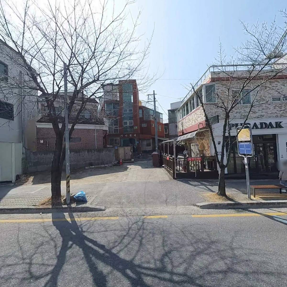 더꾸닭꾸 숯불두마리치킨 자양점