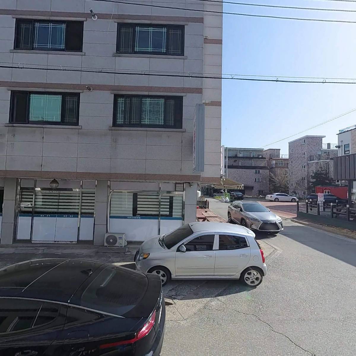 주식회사 진진