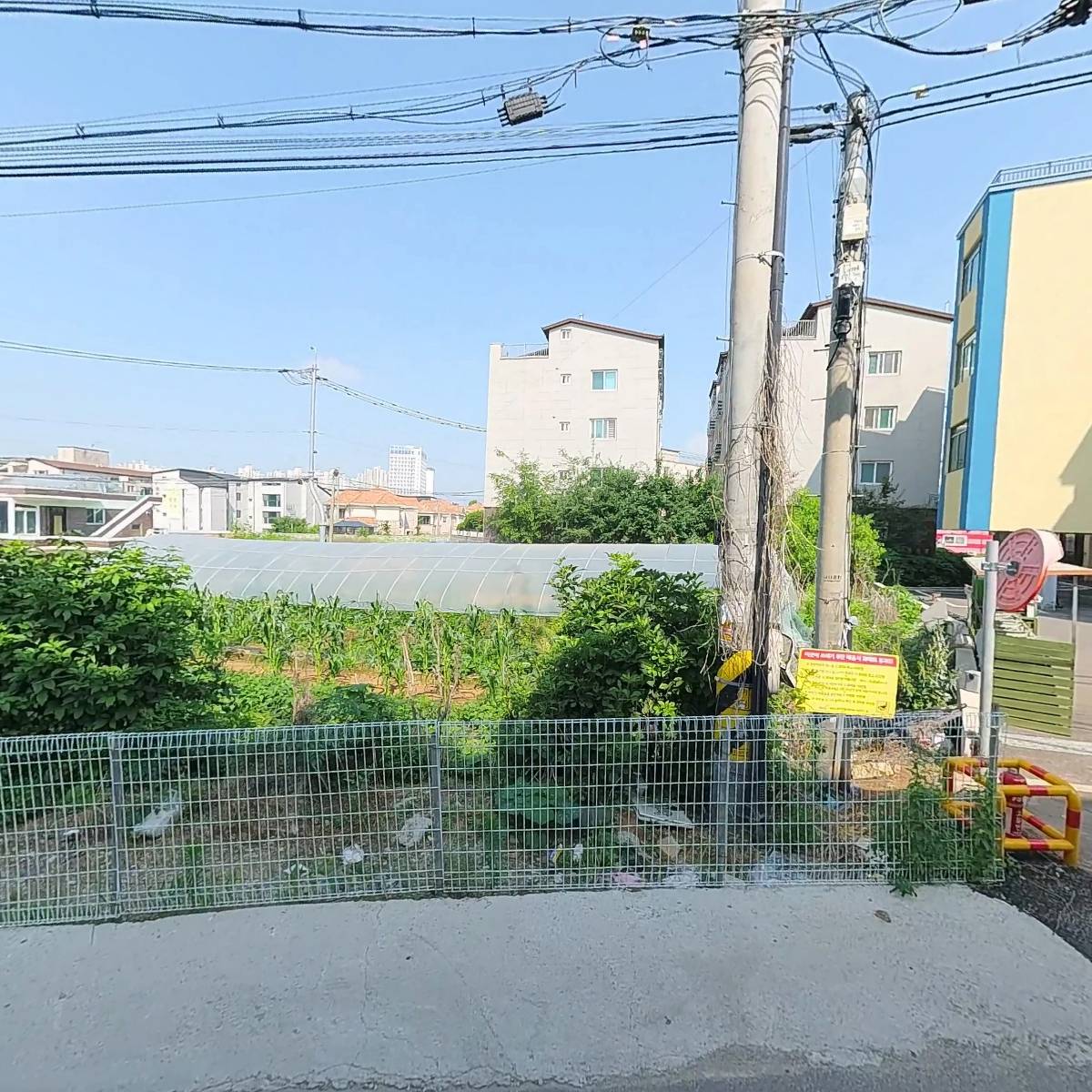 어크로스더씨_3