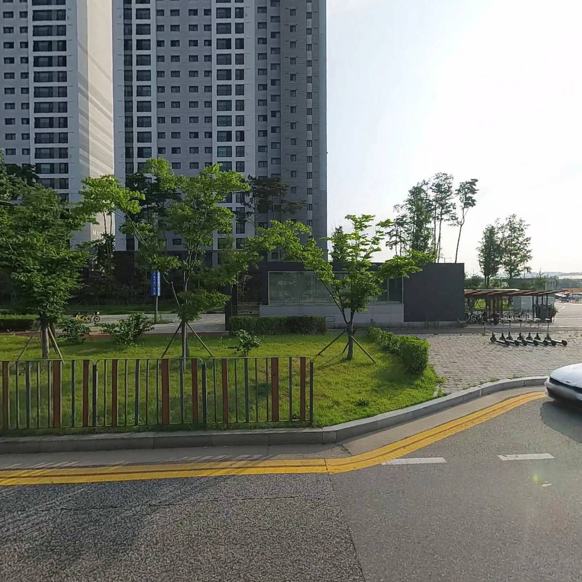 씨유 초지역지점