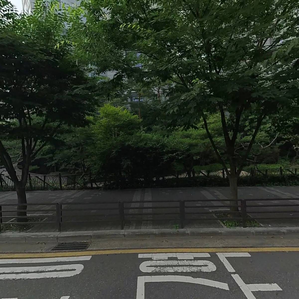 펀비어킹 탄현 제니스점