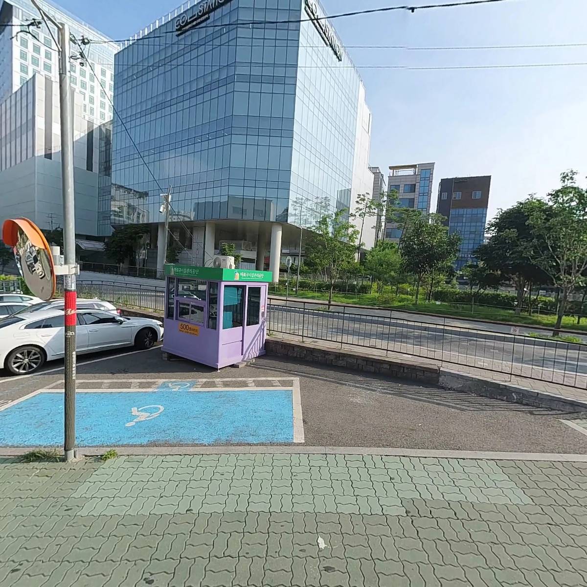 (주)코리아세븐 홍대7번출구점_3