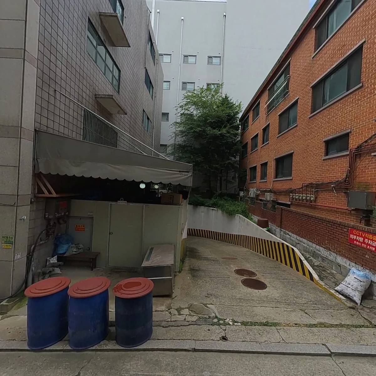 육품