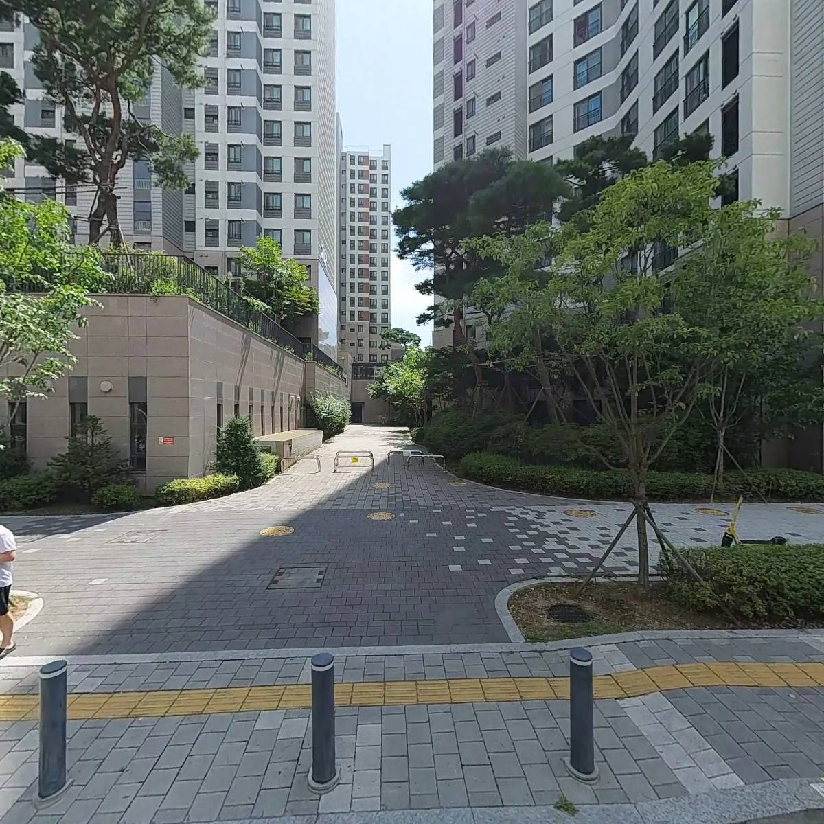 주식회사 씩스포드