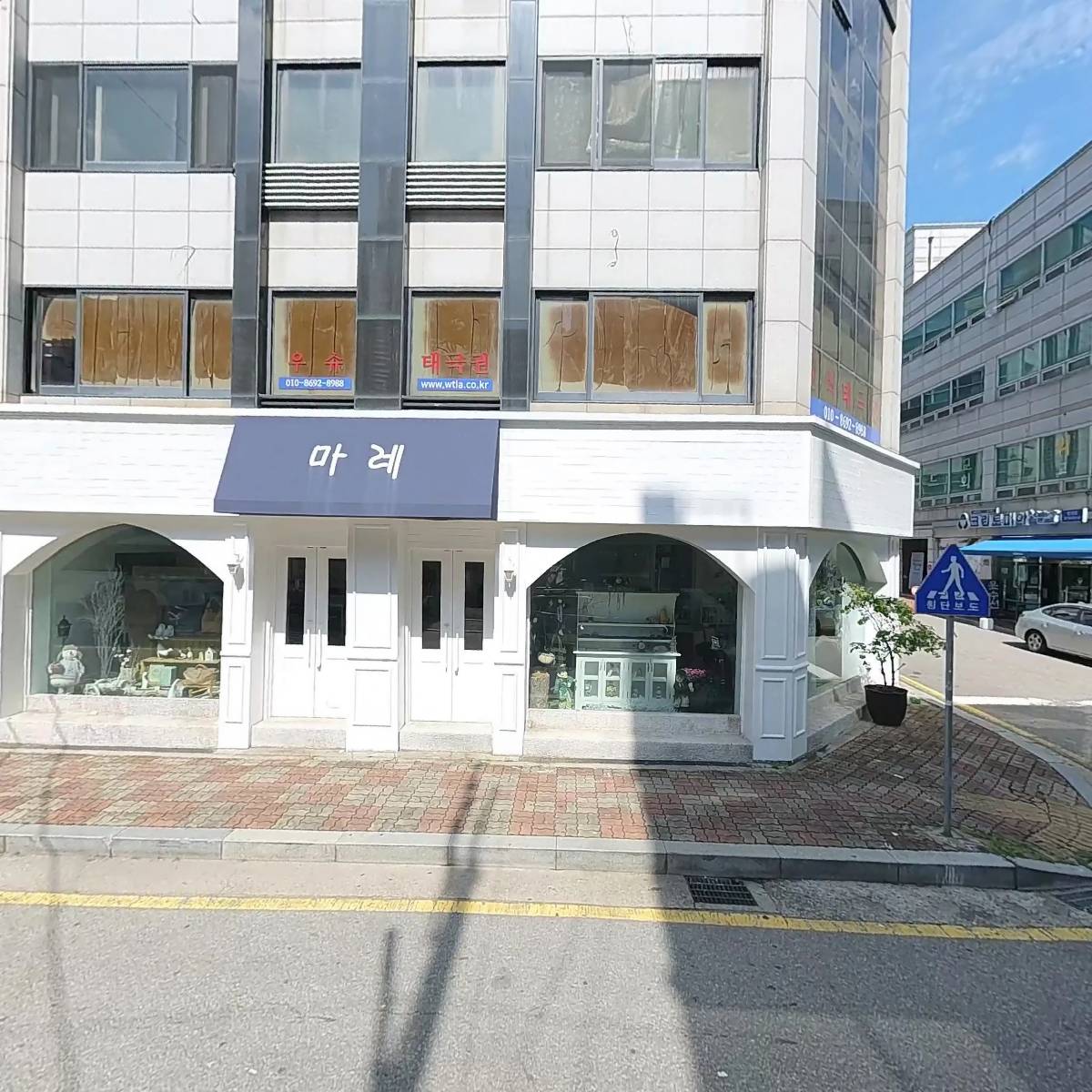돈블레하우스_3