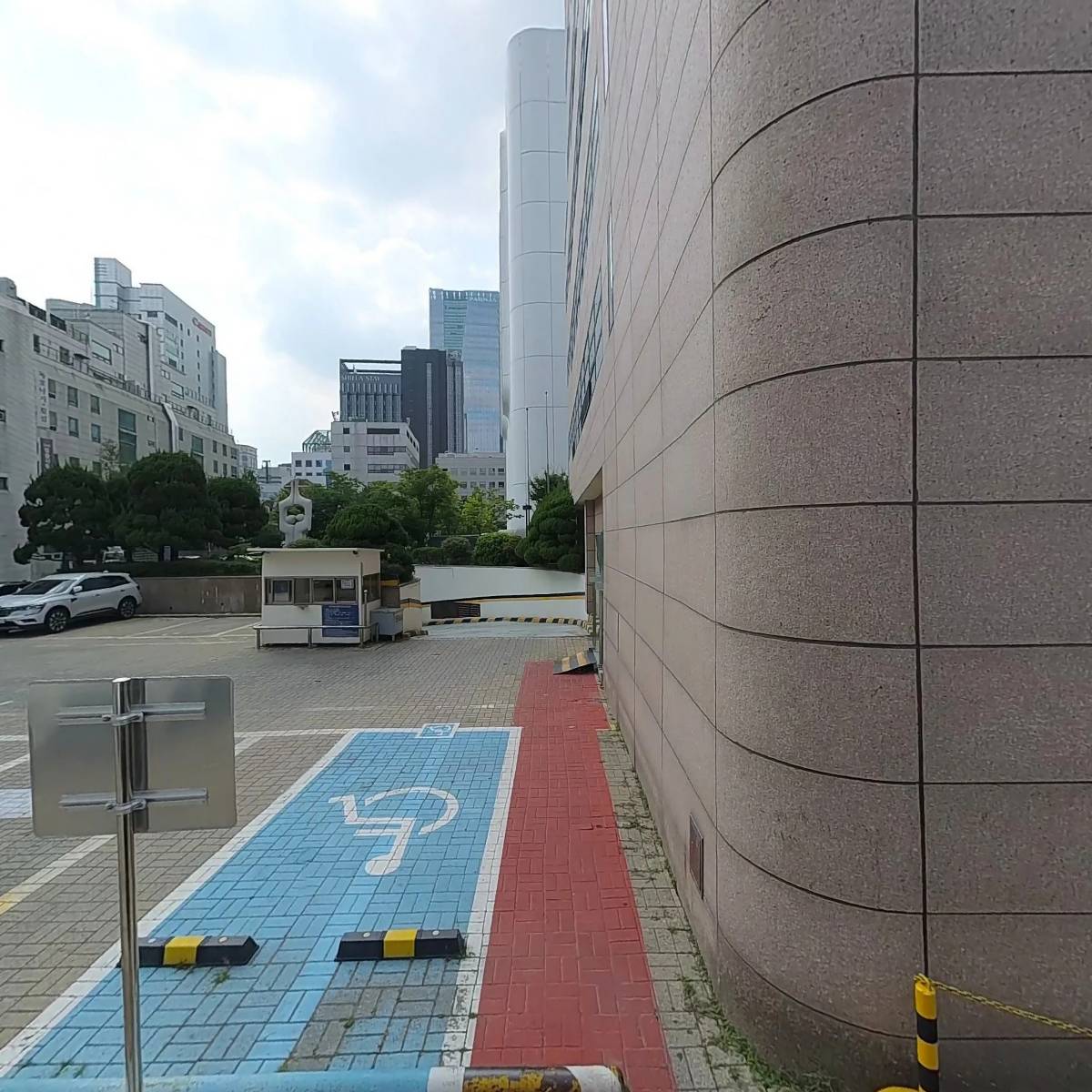 남해화학 (주) 남해주차장_3