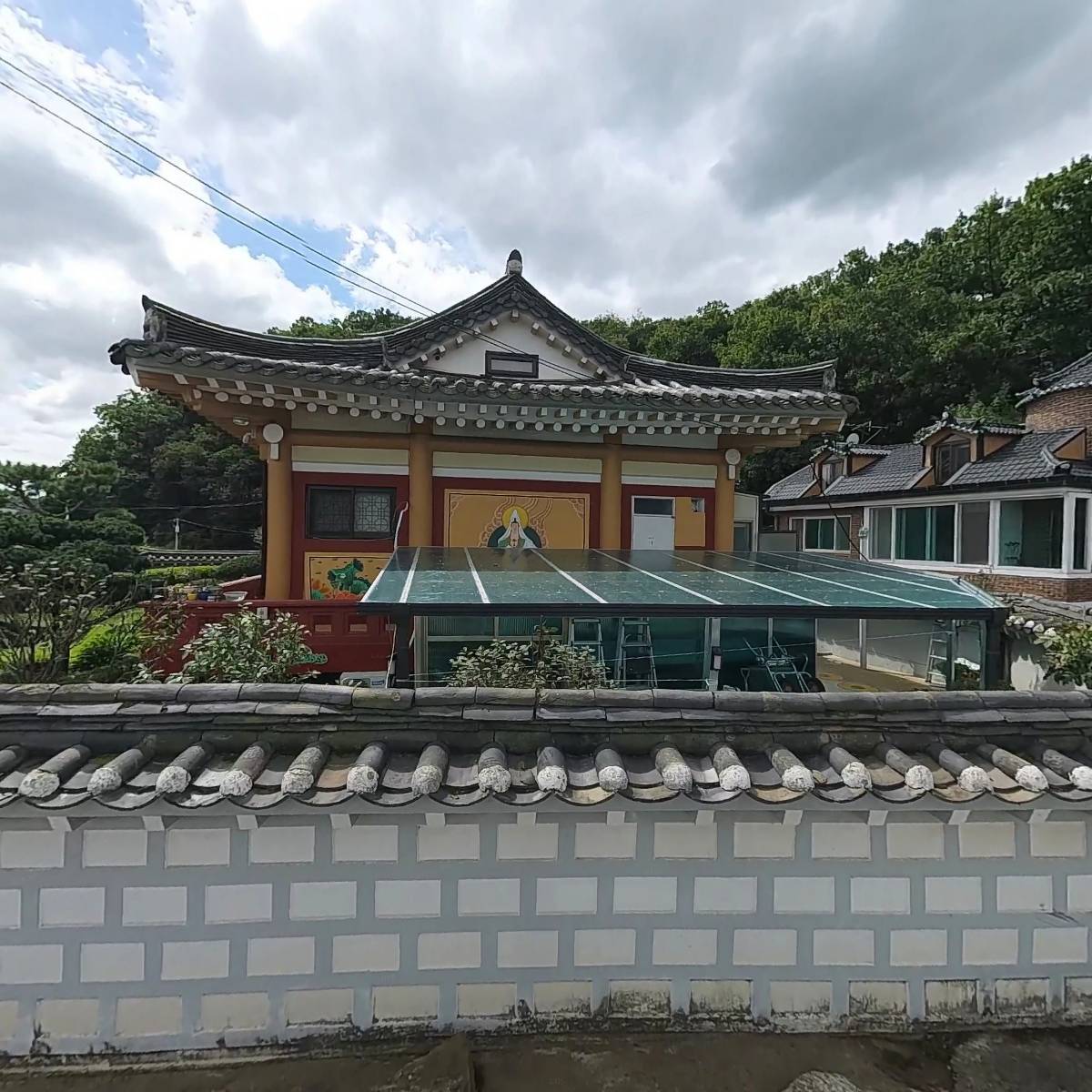 삼건사