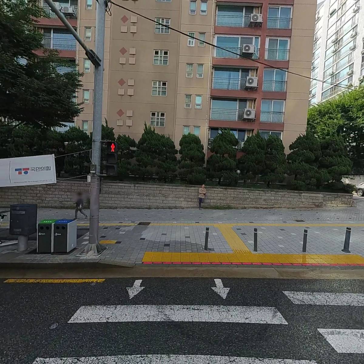 희스(Hees)