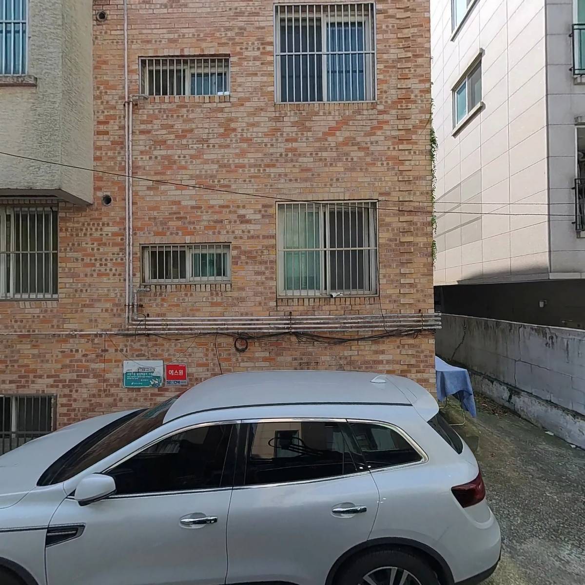 크리킨디컴퍼니_3