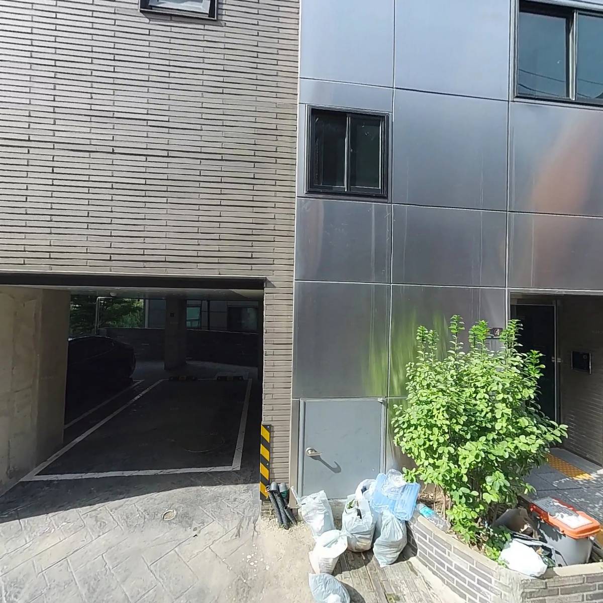 주식회사 육달상회