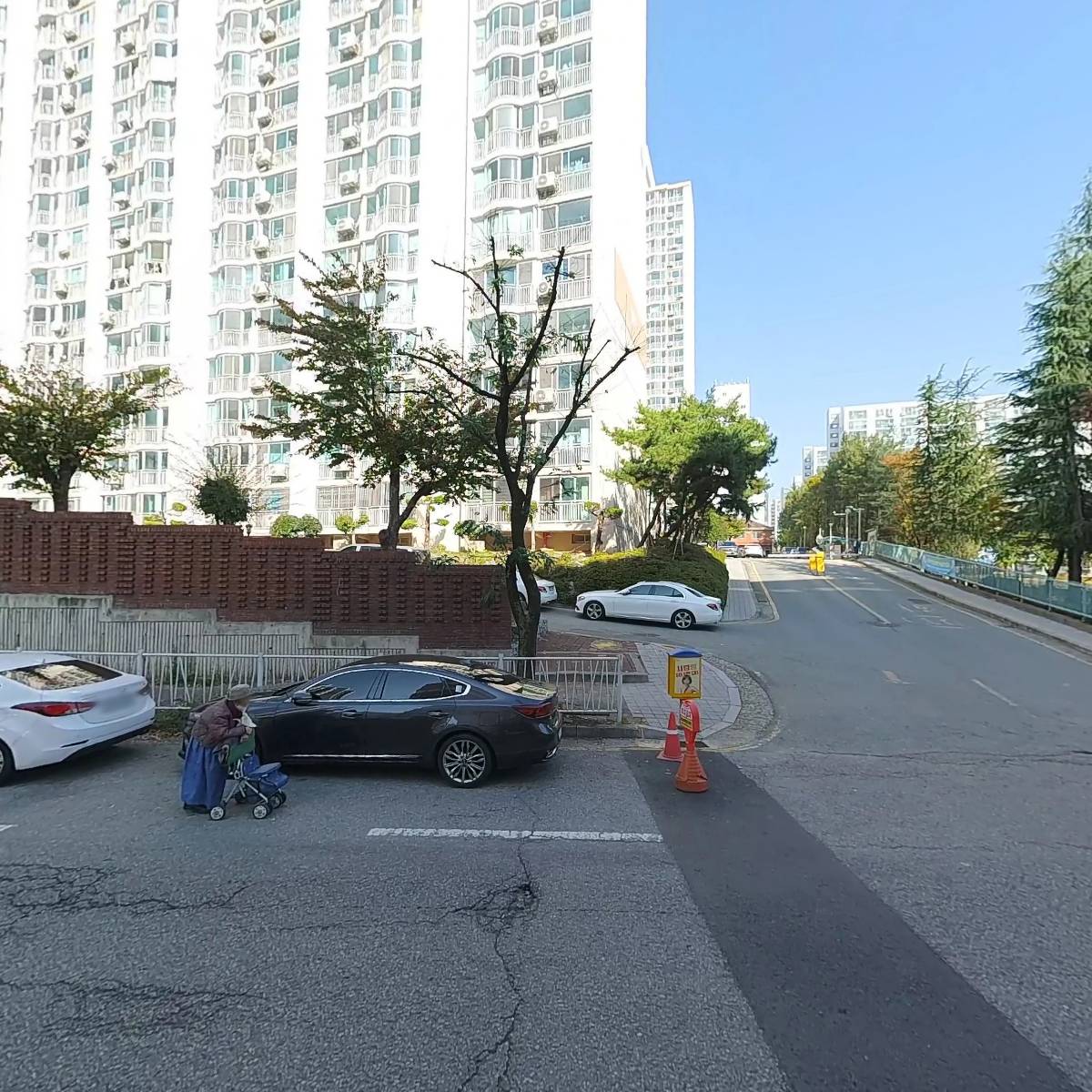 유니크어학학원_3