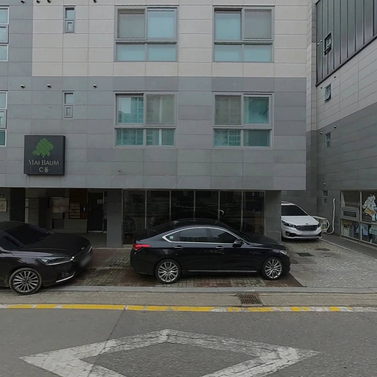돈스터프 (DONSTUFF)_3
