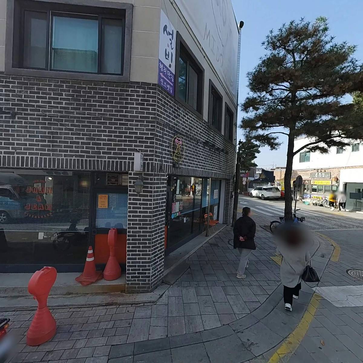 어더아사수원행궁점_3